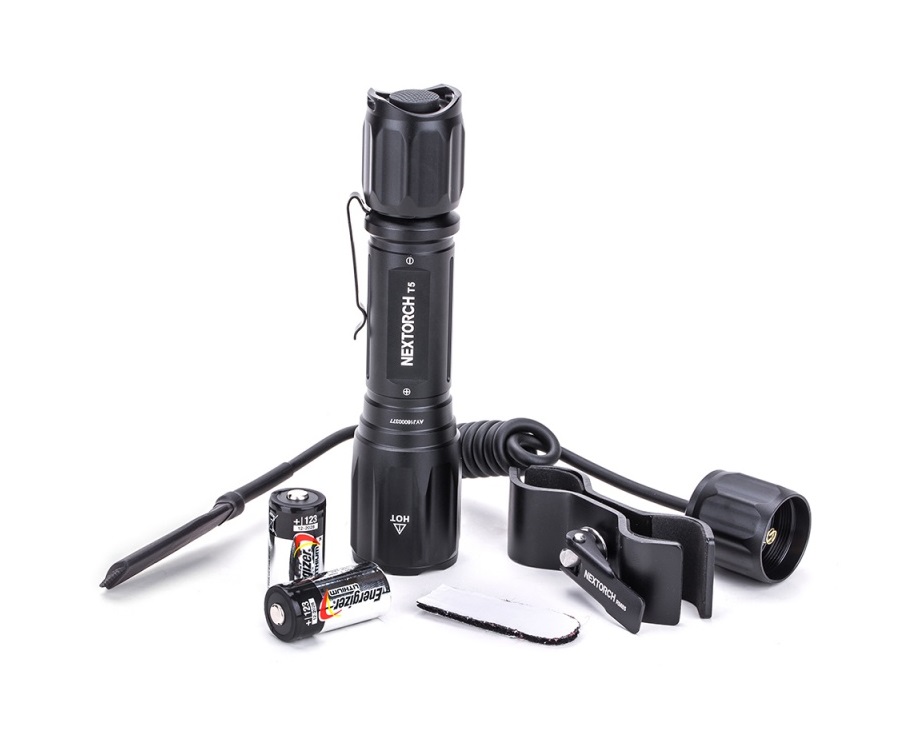 komplekt-nextorch-fonar-takticheskiy-t5-svetodiod-luminus-sst20-760-lyum-1