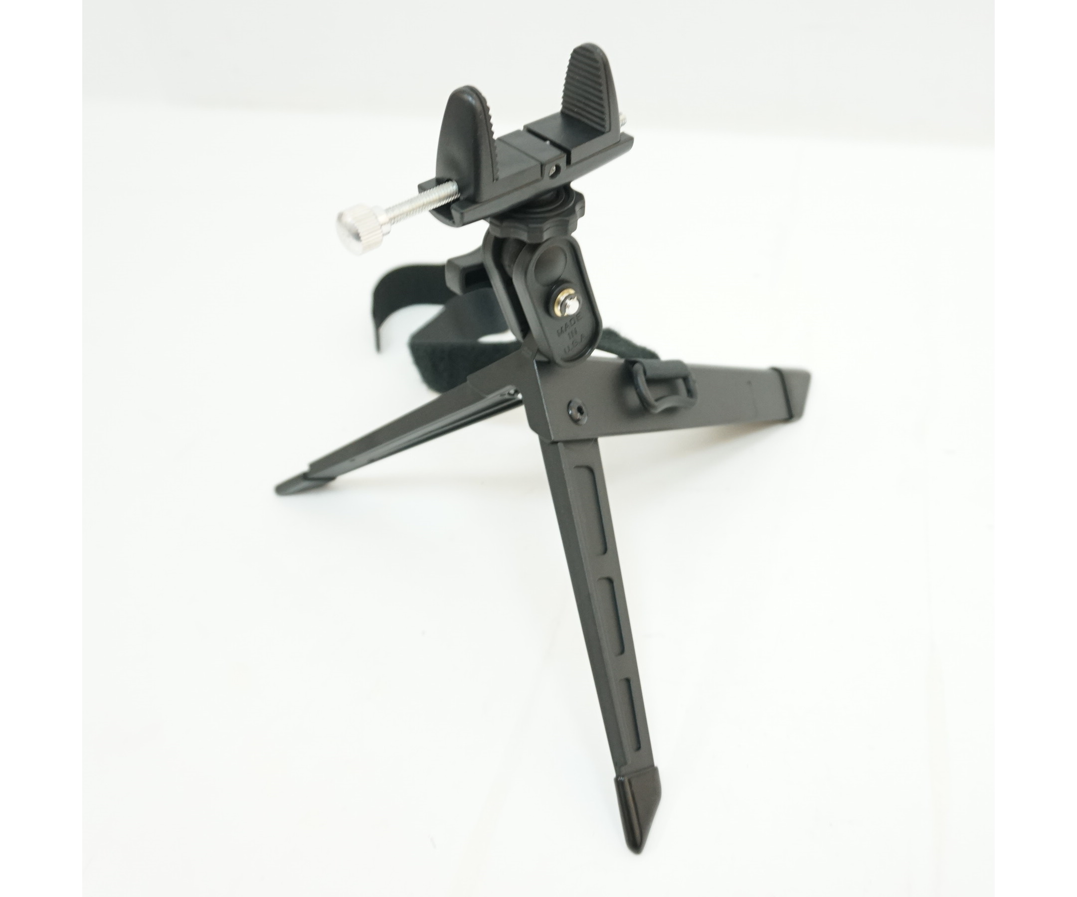 portativnyy-mini-shtativ-kestrel-1