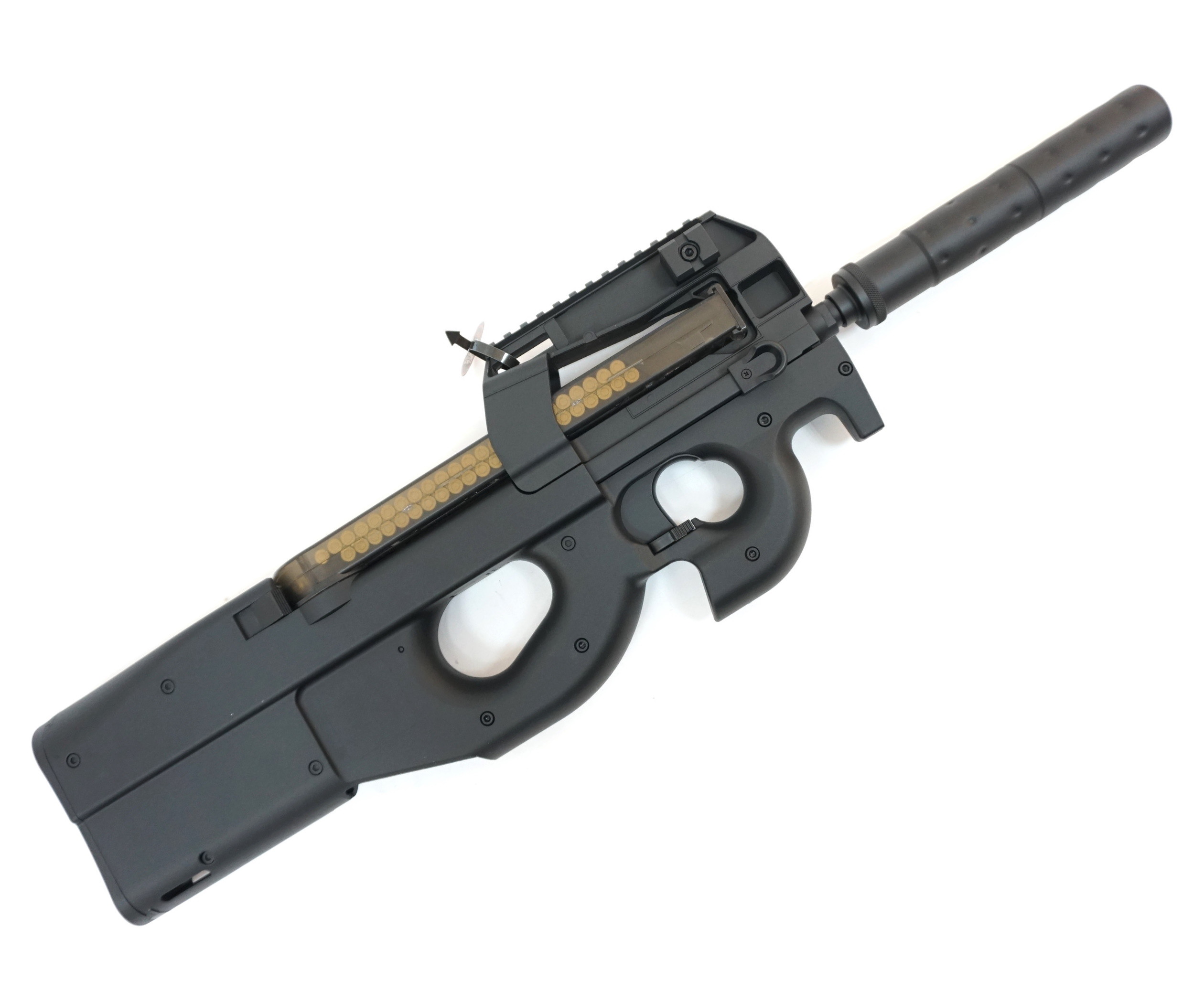 straykbolnyy-pistolet-pulemet-cyma-fn-p90-s-glushitelem-cm-060b-1